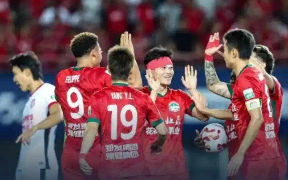 1xBit体育app下载地址-惊世大交易即将发生，球市轰动不已的简单介绍