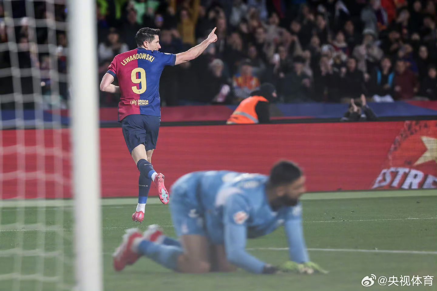 1xBit体育网页版登录入口-瓦伦西亚主场被塞维利亚逼平，难抵压力的简单介绍